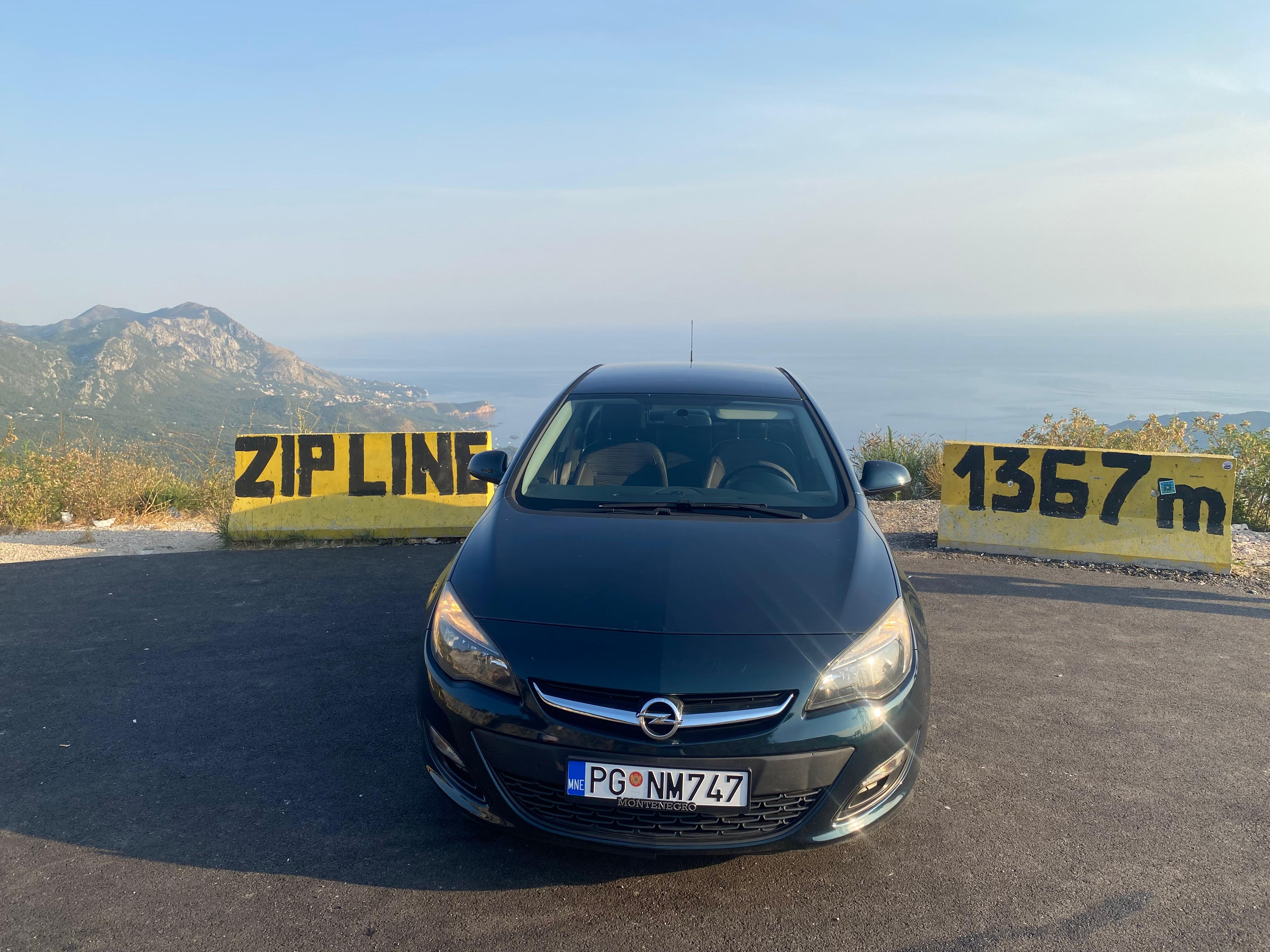Opel Astra Sedan Yeşil